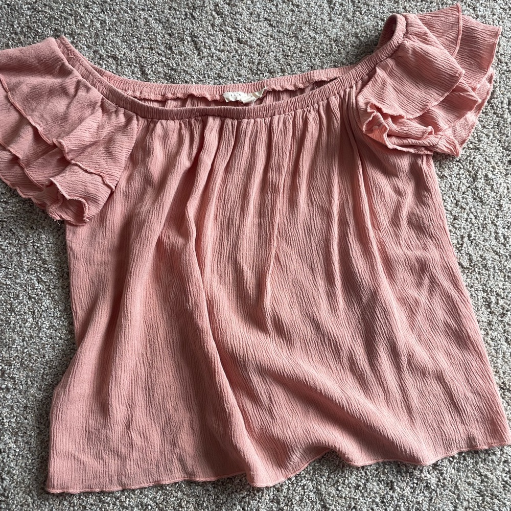 Blush pink size XS off the shoulder top LA Hearts
